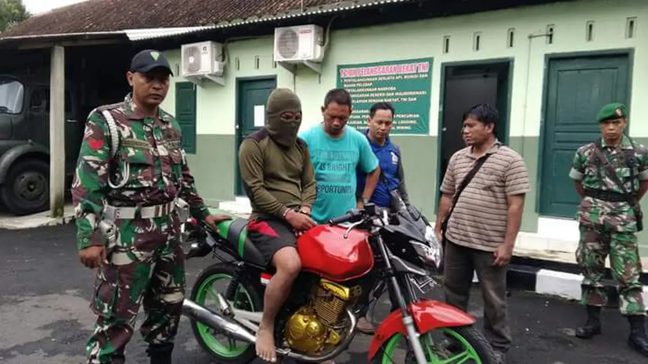 Miswanto, tersangka pencurian sepeda motor TNI. (Foto: Liputan6.com/Humas Kodim Purbalingga/Muhamad Ridlo)