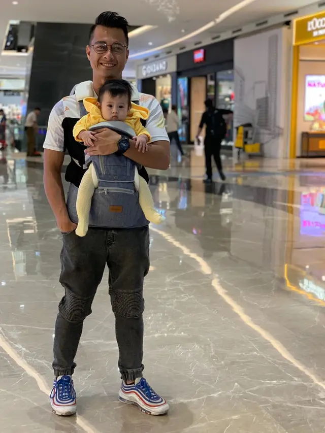 Momen Eza Gionino Bareng Nichole Zalya (sumber: Instagram/ezagio)
