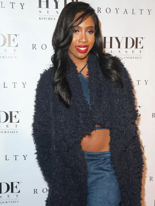 Tak mempedulikan sapaan publik, Justin tetap mencoba untuk meraih perhatian sang pemiliki akun dengan menuliskan beberapa kalimat menggoda di dalamnya. (AFP/Bintang.com)