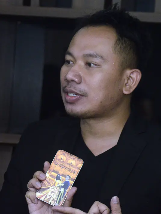 Akad nikah Angel Lelga dan Vicky Prasetyo akan dilaksanakan di Masjid Istiqlal pada 9 Februari. Resepsi pernikahan digelar keesokan harinya, 10 Februari 2018 di kawasan Ancol Jakarta Utara. (Deki Prayoga/Bintang.com)