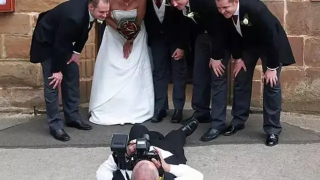10 Potret Kocak Aksi Fotografer saat Abadikan Gambar Ini Penuh Perjuangan