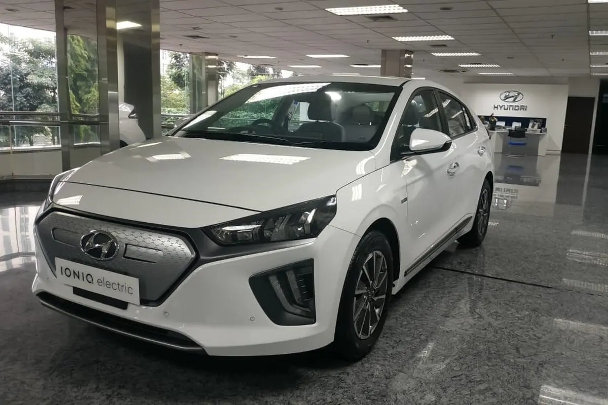 Intip Kecanggihan Hyundai IONIQ EV, Mobil Listrik dengan Teknologi Fast Charging