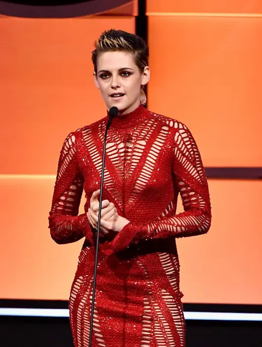 Menjalani aktivitas yang itu-itu saja membuat Stewart bosan, untuk mengatasinya, Stewar menginginkan hal baru yang dapat dijadikannya sebagai pekerjaan baru selain sebagai seorang aktris. (AFP/Frazer Harrison)