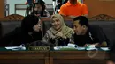 Tim kuasa hukum KPK saat menghadiri sidang lanjutan praperadilan Budi Gunawan kepada KPK di PN Jakarta Selatan, Senin (9/2/2015). (Liputan6.com/Johan Tallo)