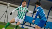 Antony, dalam pertandingan Conference League melawan Gent di Ghelamco Arena, Jumat dini hari WIB (14-2-2025). Real Betis menang 3-0. (Bola.com/X Real Betis Balompie)