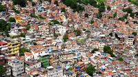 Ilustrasi favela di Brasil, pemukiman kumuh dari mana Zica Assis berasal (Wikipedia)