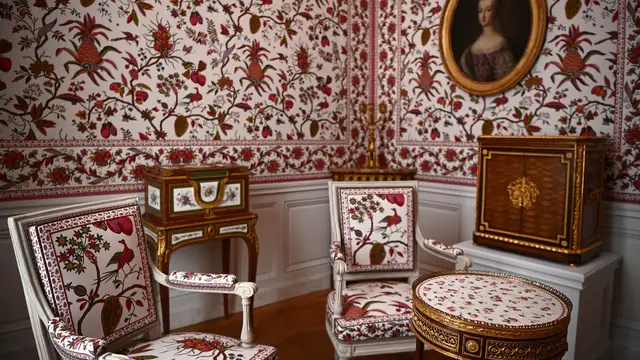 Istana Versailles membuka kembali kamar pribadi Marie-Antoinette