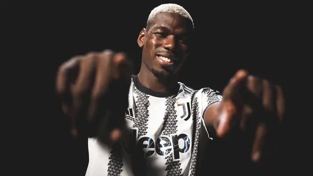 Gelandang anyar Juventus, Paul Pogba