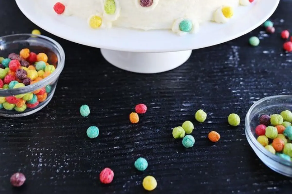 10 Ide Menghias Kue Ulang Tahun dengan Berbagai 'Topping'