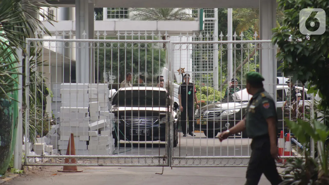 Suasana RSPAD Saat Menko Polhukam Wiranto Tiba