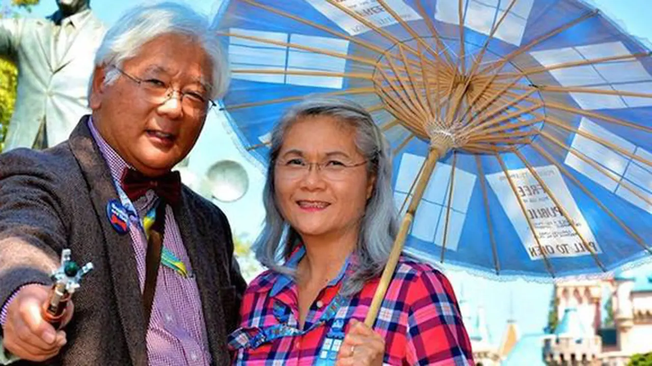 Kakek nenek cosplayer/copyright Facebook.com/Cosplay Parents