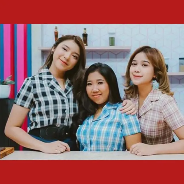 Momen Kompak Brisia Jodie, Kiky Saputri, dan Tiara Andini. (Sumber: Instagram/trio.jkt)