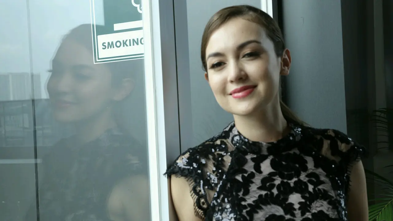 [Bintang] Rianty Cartwright