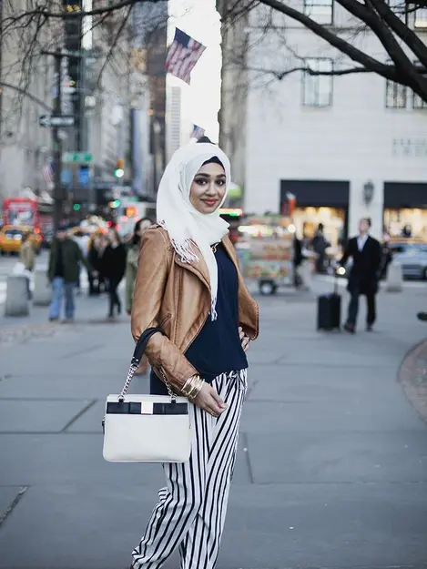 5 Fashion Hijab Kekinian Masih Trend Di Tahun 2018 Wajib Punya Fashion Fimela Com