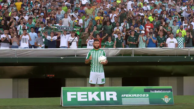 Sempat Diincar Liverpool, Nabil Fekir Resmi Berseragam Real Betis