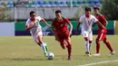 Pemain Timnas Indonesia U-19, Feby Eka Putra, saat pertandingan melawan Brunei Darussalam pada laga Piala AFF U-18 di Stadion Thuwunna, Rabu, (13/9/2017). Indonesia menang 8-0 atas Brunei Darussalam. (Liputan6.com/Yoppy Renato)