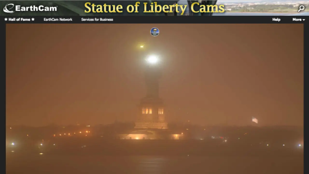 Cahaya di Patung Liberty New York Padam, Pertanda Apa?