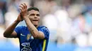 Thiago Silva yang saat ini menjadi bagian dari lini pertahanan Chelsea juga akan menghadapi mantan klubnya. Pemain asal Brasil ini dulunya adalah bek andalan AC Milan. (AFP/Justin Tallis)