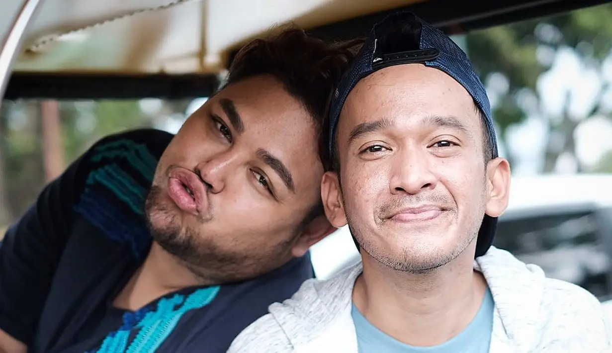 Saat Ruben Onsu dan Ivan Gunawan berkumpul, suasana selalu menjadi riang. Lantaran kedua sahabat ini merupakan sosok yang rame. (Foto: instagram.com/ruben_onsu)