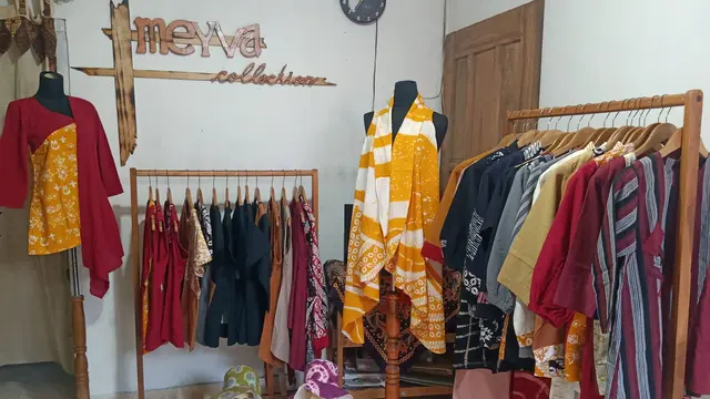 Cerita Lita Membangun Batik Meyva Collection, Raih Omzet Tinggi hingga Berdayakan Single Parent
