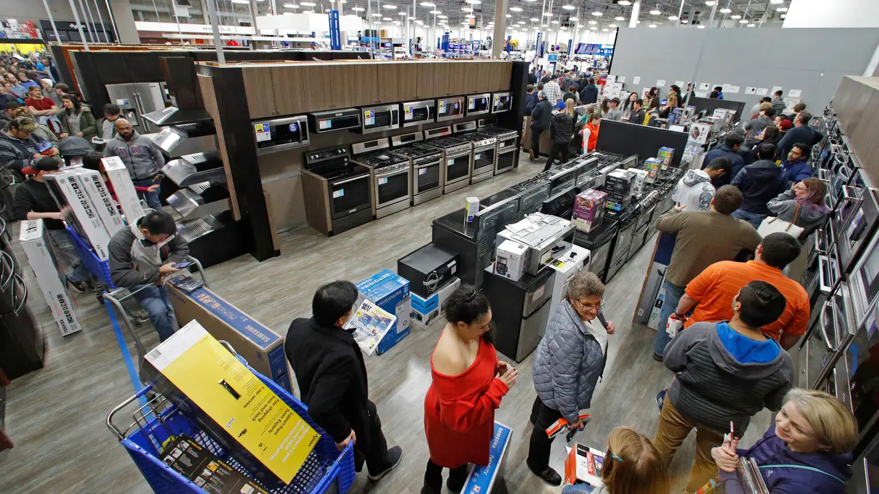 Black Friday, Warga Kansas Berburu Televisi