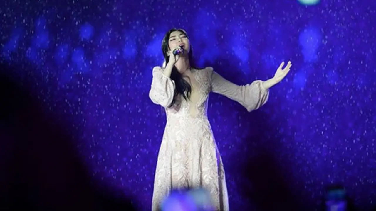 Closing Ceremony Asian Games 2018: Isyana Sarasvati