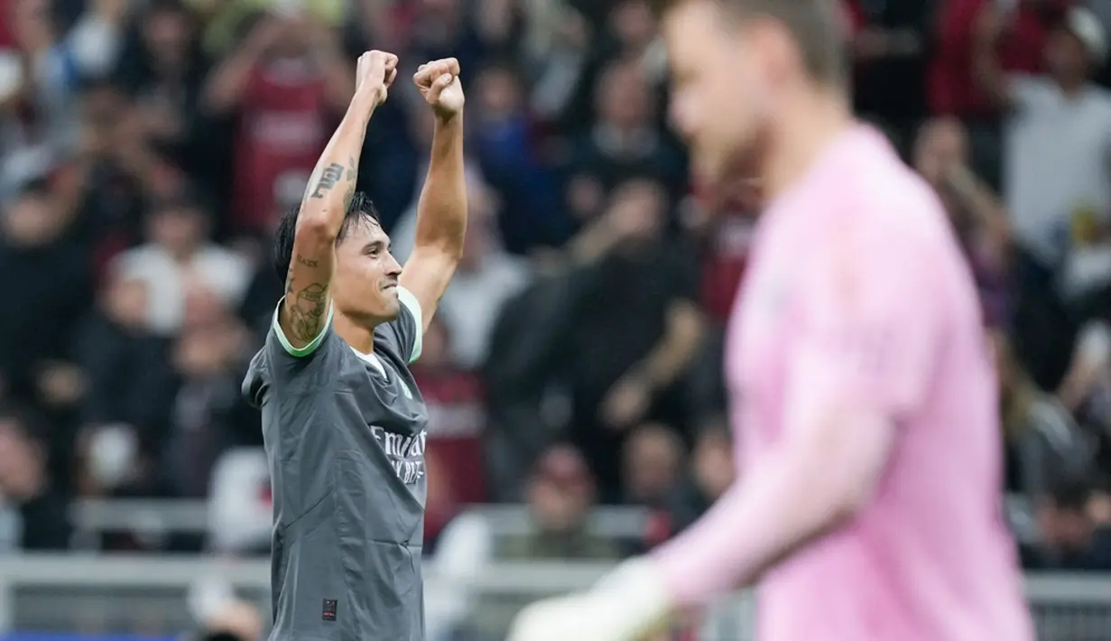 Yang menarik, pergerakan ofensif Tijjani di laga ini sangat efektif. Dia hanya membuat dua tembakan akurat dan keduanya berbuah gol. (AP Photo/Antonio Calani)
