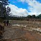 Kondisi arus Sungai Cibeurang usai diterjang banjir bandang. (Liputan6.com/ Yandhi Deslatama)