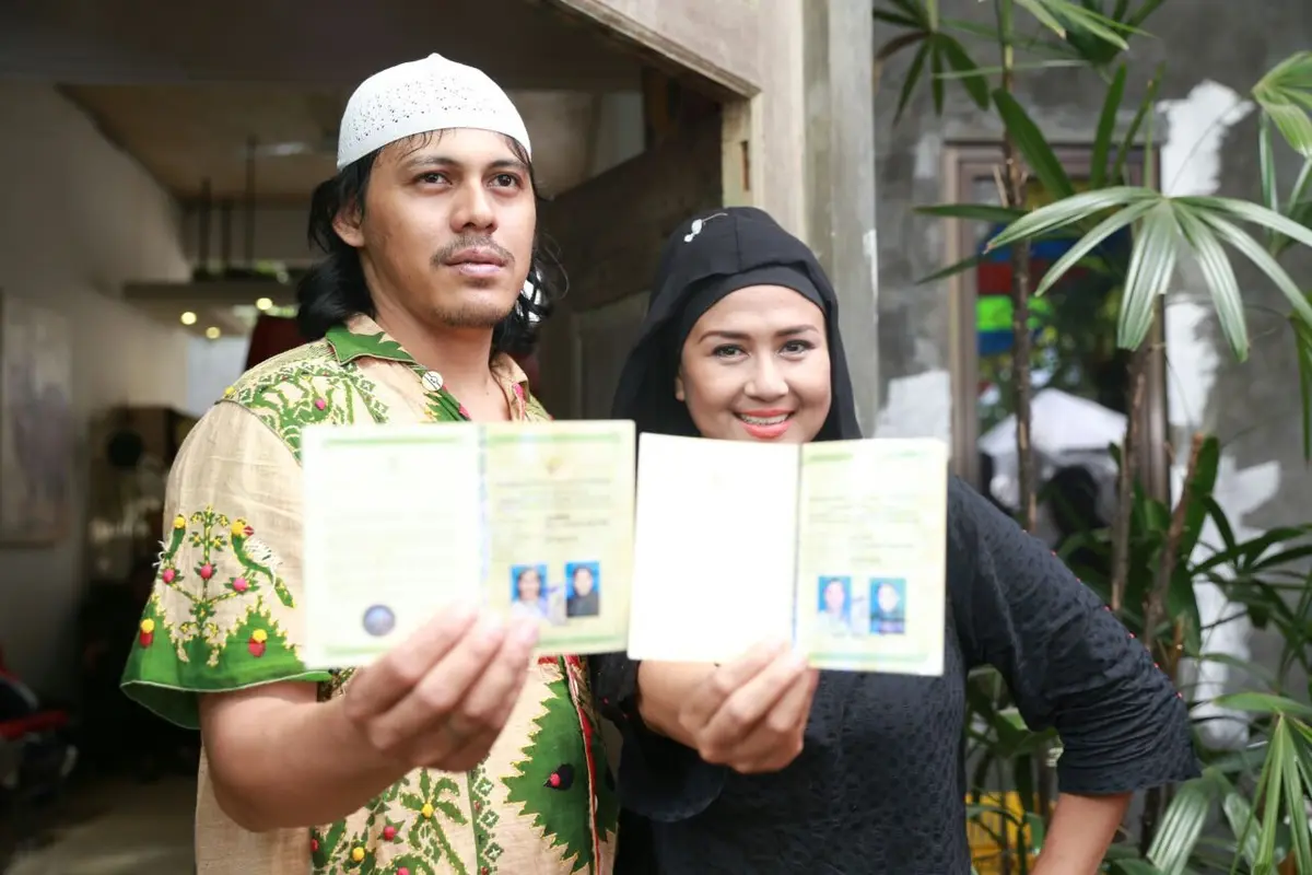 [Bintang] Ria Irawan - Mayky Wongkar