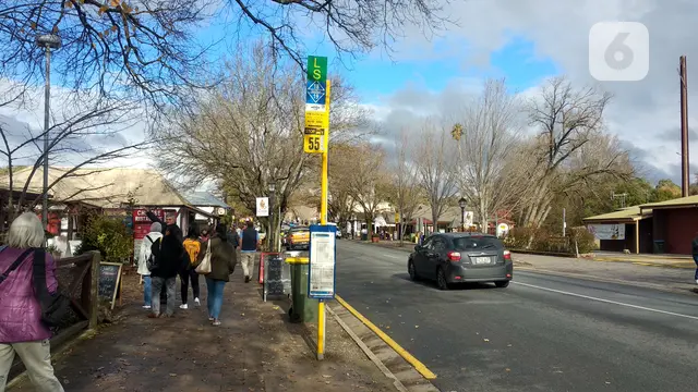 Berjalan-jalan di kota Hahndorf di Adelaide, Australia.