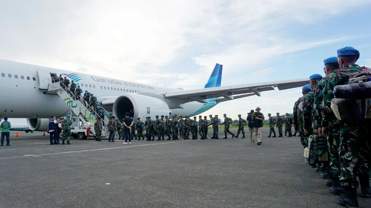 Maskapai pelat merah Garuda Indonesia menerbangkan 2.115 tentara perdamaian ke Lebanon dan Kongo. Seluruhnya berangkat secara bertahap hingha akhir Maret 2023 mendatang.