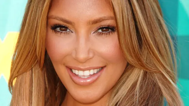 Metamorfosa Kim Kardashian, 2009