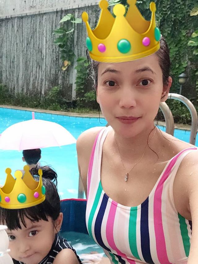 Jarang Tampil di Layar Kaca, Ini 7 Potret Terbaru Kinaryosih