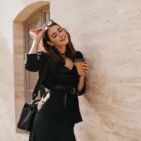 Ilustrasi zodiak old money (copyright Freepik)