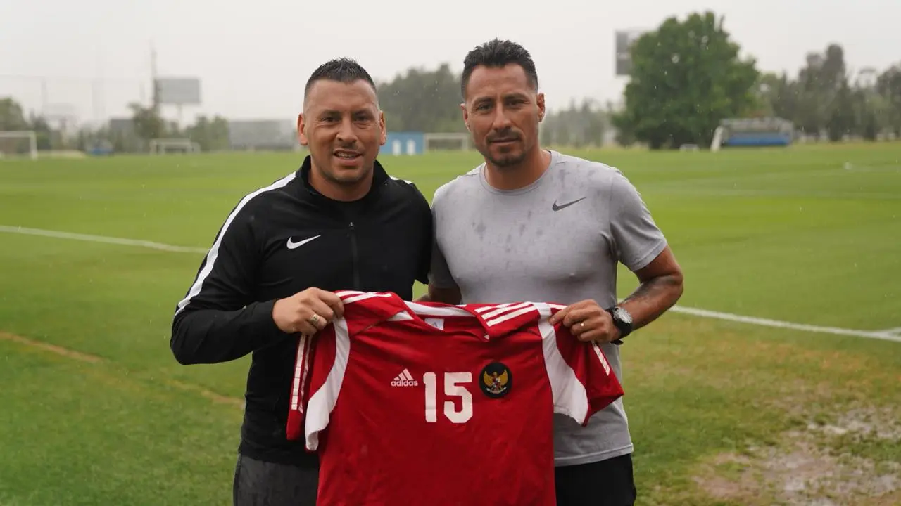 Franco Hita dan Carlos Alberto Gomez.