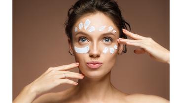 Samarkan Kerutan Di Sekitar Mata Dengan 4 Cara Mudah Beauty Fimela Com