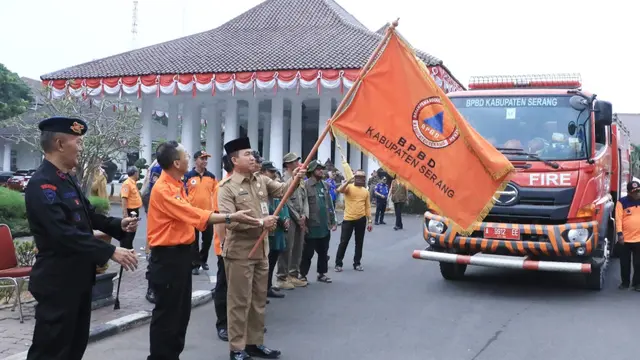 Pemkab Serang Lepas Bantuan Air Bersih Ke Warga Terdampak Kekeringan. (Dokumentasi Pemkab Serang).