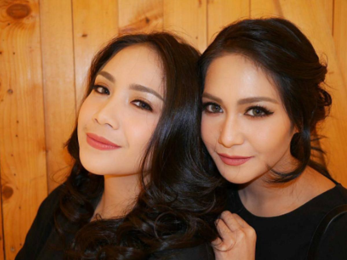 nagita slavina - kakak adik seleb beda profesi