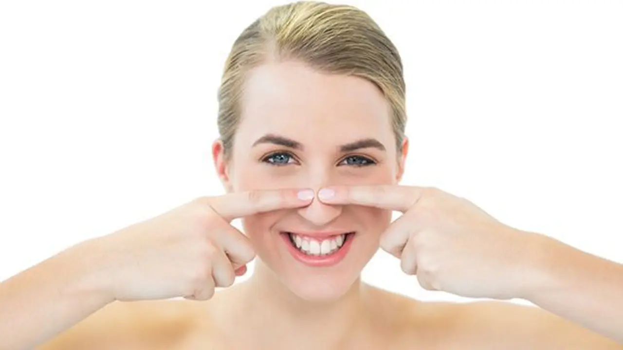 Cara mengatasi komedo./Copyright shutterstock.com