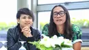 Evelyn yang belum lama ini mengalami keguguran, juga rutin dalam memeriksakan kandungannya. Aming melihat kesibukan sang istri hingga mengharuskan untuk selalu memeriksa kandungan sang istri. (Adrian Putra/Bintang.com)