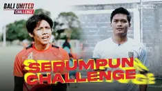 Berita video melihat perbedaan istilah sepak bola di Indonesia Vs di Malaysia yang disampaikan oleh Ahmad Agung dan Mohd. Asnan