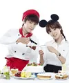 Donghae Super Junior sempat menjadi chef saat bermain drama Panda and Hedgehog. (Foto: thefangirlverdict.com)