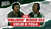 Mantan striker Persija Jakarta dan PSIS Semarang, Emanuel De Porras, hadir dalam podcast Bola Break bersama Editor Bola.com, Gregah Nurikhsani. Dalam obrolan eksklusif ini, De Porras mengenang perjalanan kariernya di Indonesia, mulai dari kisah bergabung dengan Persija, duet bersama Bambang Pamungkas dan Gustavo Hernan Ortiz, hingga cerita di balik kepindahannya ke PSIS Semarang.

Tak hanya itu, De Porras juga membahas Marko Simic, Luciano Peralta, Aruna Football Academy, peluang Timnas Argentina tanpa Lionel Messi, serta menyampaikan pesan khusus untuk Jakmania dan Panser Biru.

Saksikan obrolan penuh nostalgia dan cerita-cerita menarik yang belum banyak diketahui publik dari salah satu striker asing yang pernah menjadi bagian sejarah sepak bola Indonesia.