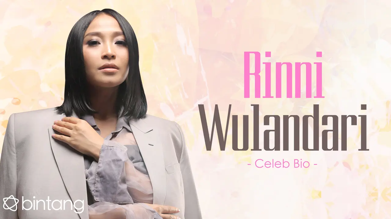 [Bintang] HL Celeb Bio Rinni Wulandari