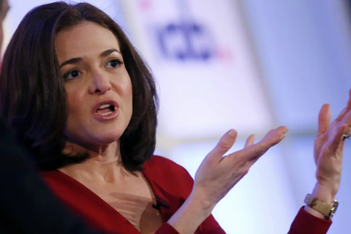 Facebook Jadikan 700.000 Penggunanya Sebagai `Kelinci Percobaan`