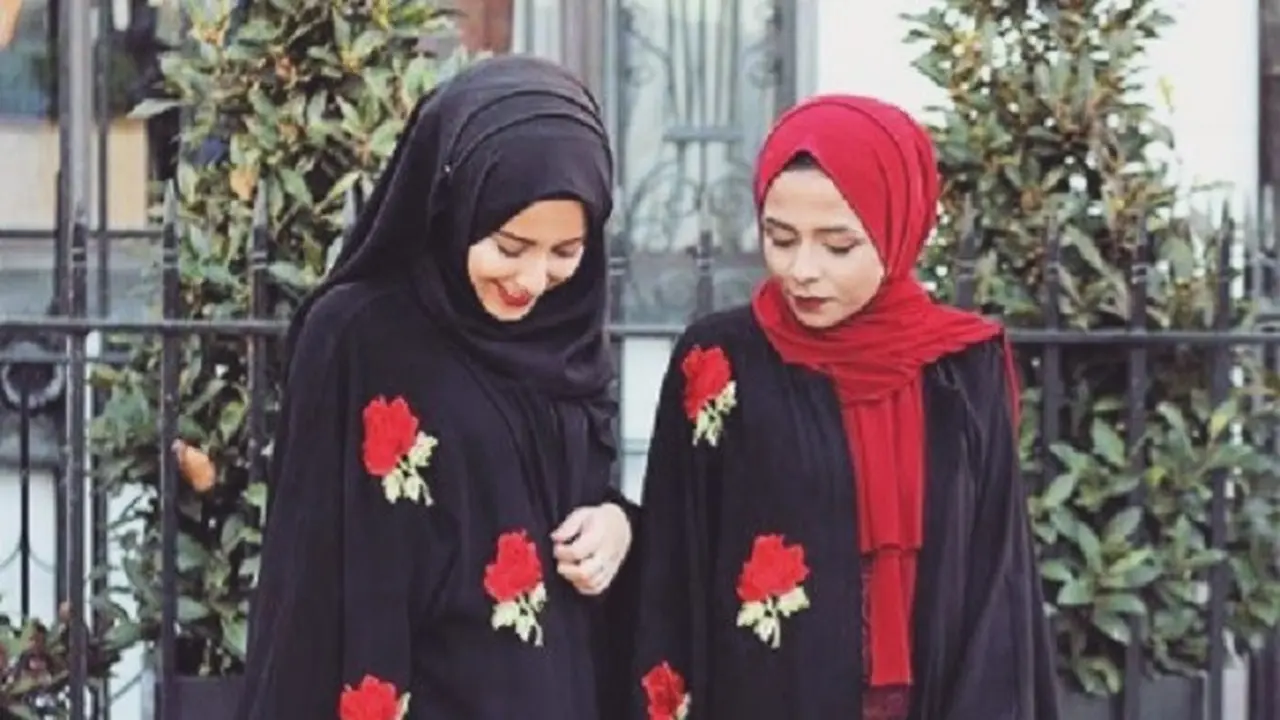 Inspirasi Busana Abaya yang Chic untuk Dipakai Saat Lebaran