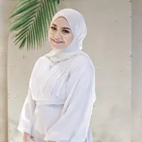 Nathalie Holscher. (Foto: Dok. Instagram @nathalieholscher)