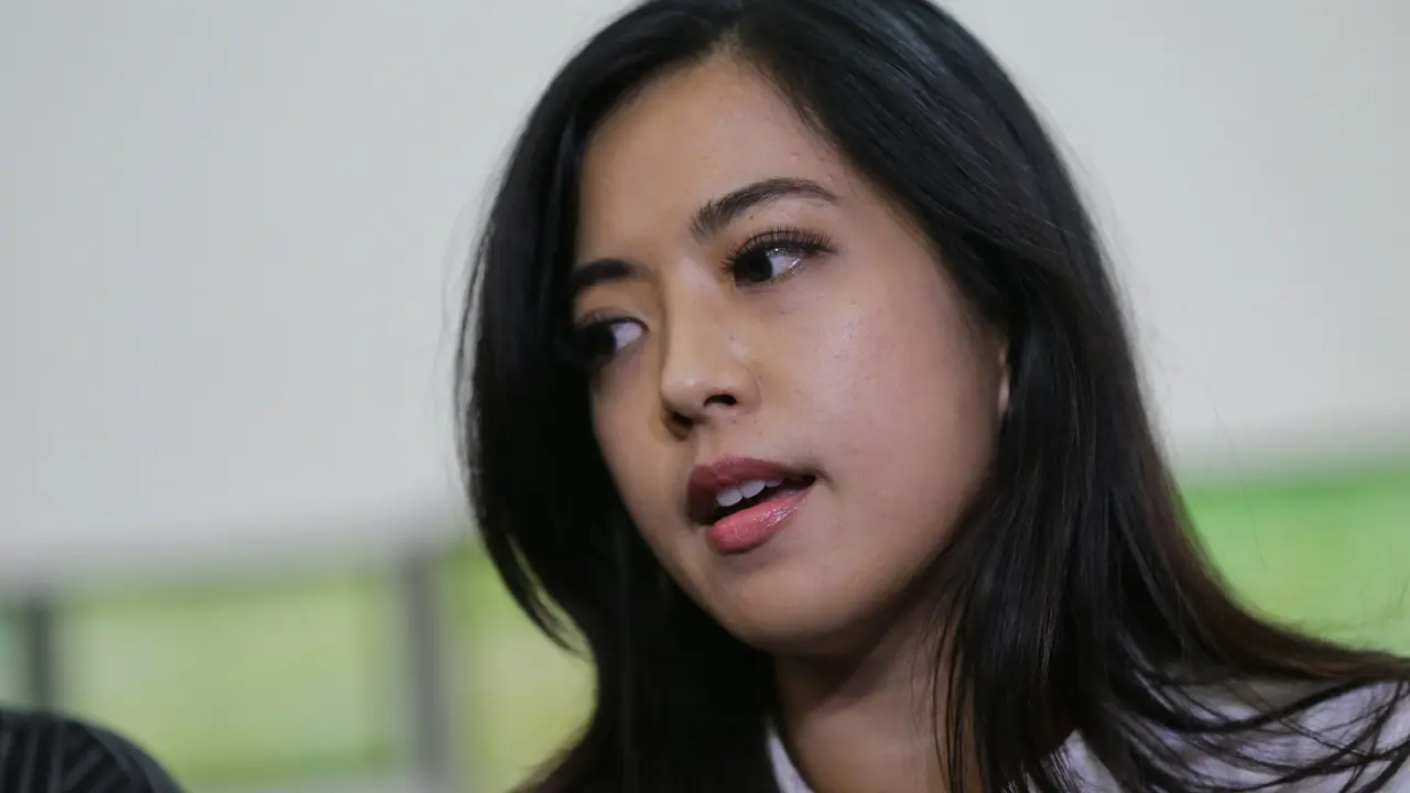 [Bintang] Yeslin Wang istri Delon