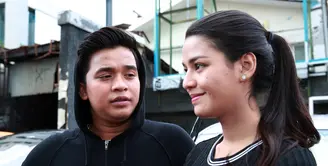 Presenter dan pemeran Billy Syahputra mengaku menjalin hubungan serius dengan Susan Sameh. Billy membantah kabar yang beredar mengenai rencana pernikahan dalam waktu dekat. (Deki Prayoga/Bintang.com)
