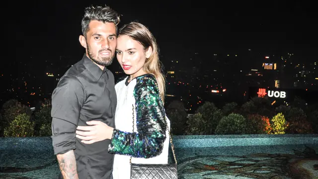 Mengenal Dua WAGs "Bule" Pemanas El Clasico Indonesia